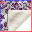 Couvertures mauves à motif damassé-130697533