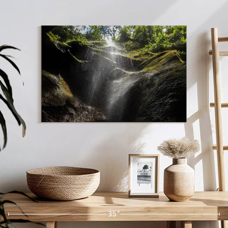 Chute d'eau Alvord Dominica Secret, H 16 po x l 24 po