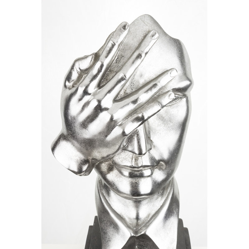 Figurines & Sculptures