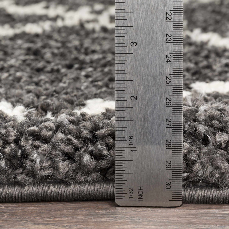 Carillo Shag Geometric Area Rug, Runner 2'7" x 7'3"