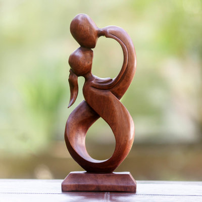 Cuyler Figurines & Sculptures