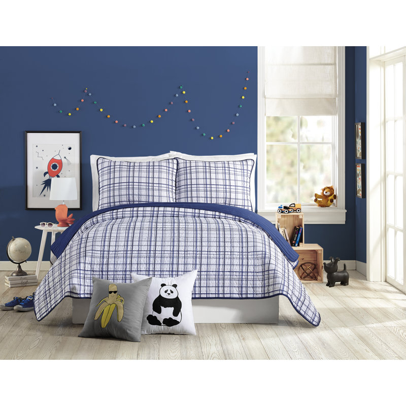 Charcoal and White Reversible Microfiber Full Quilt Set