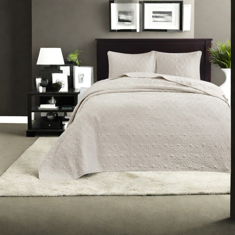 Charming Cream Reversible Bedding Sets, Comfort For Home