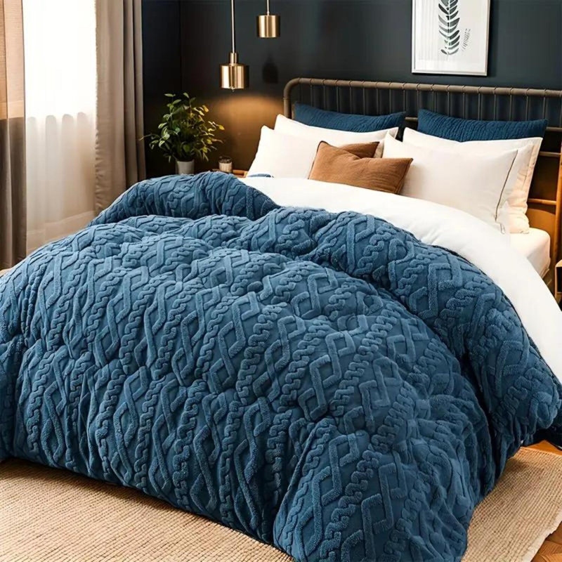 Warm And Thick Full Comforter Set Extremely Soft And Comfortable, Available In Four Sizes, Perfectly Suited For Cold Winters, Providing Warmth And Breathability To Keep You Cozy Every Night.