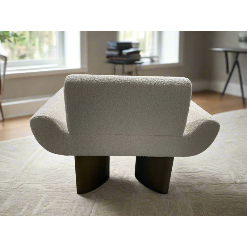Cerryn Modern Sculptural Shearling Accent Chair with Curved Silhouette and Metal Legs – Cozy Contemporary Lounge Seating