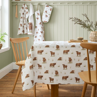 Angus Highland Cow Cotton Table Cloth