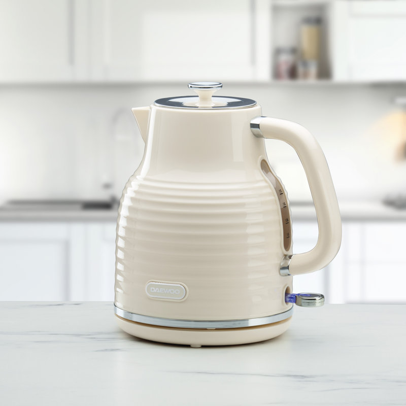Daewoo 1.7L Plastic Electric Kettle, Cream