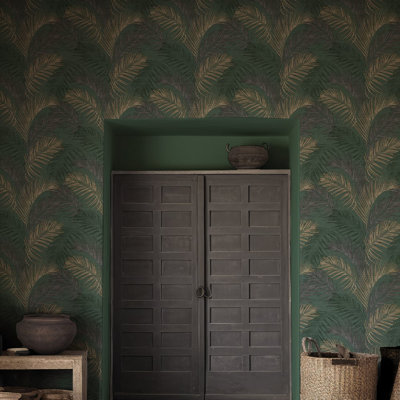 Synergy Collection Lush Palm Leaf Wallpaper Roll