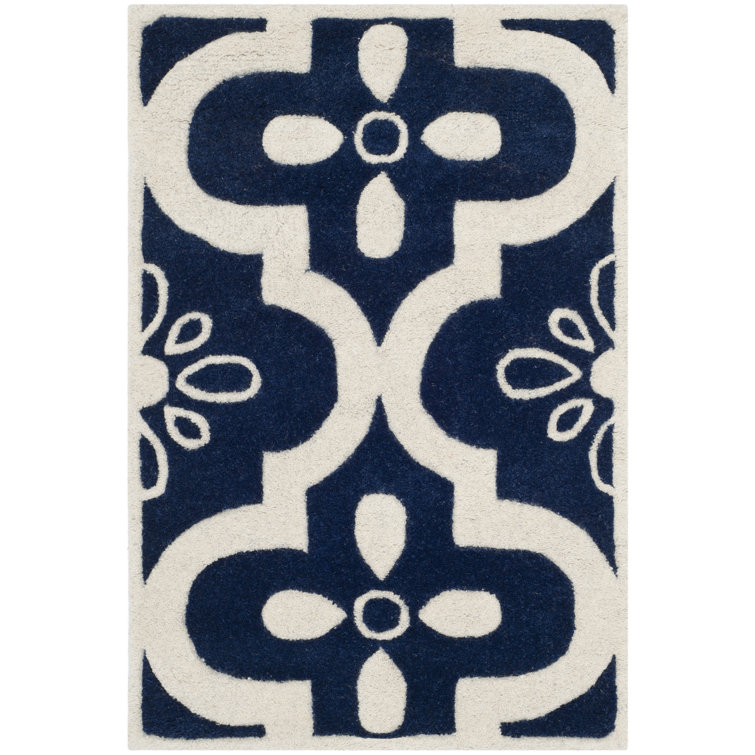 Carolene Hand Tufted Wool Ikat Rug