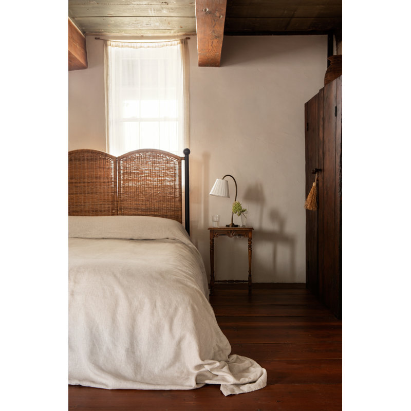 Lacoste Scalloped Bed, King