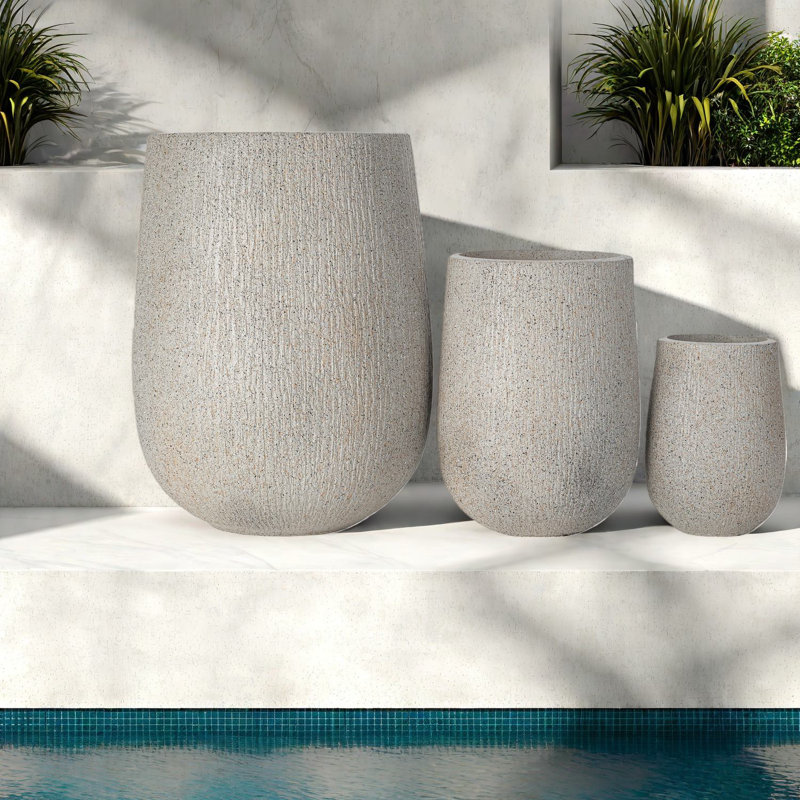 Jardinières modernes et durables en forme d'œuf pour les espaces intérieurs et extérieurs