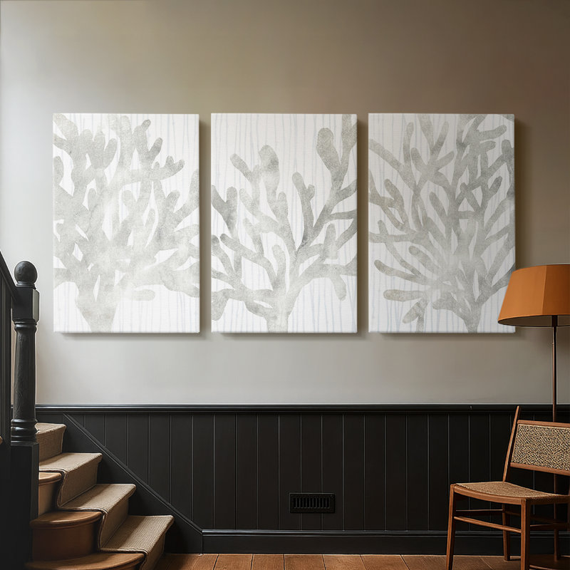 Quiet Coral I - Toile tendue avec châssis sur mesure - 3 pièces, H 12 po x l 24 po
