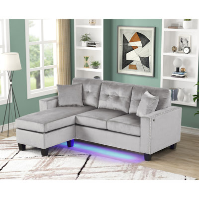 Canapé modulaire réversible de 74 po en velours avec lumière DEL, port USB, garniture cloutée, coussins décoratifs, coussin touffeté