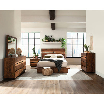Très grande chambre orientale avec finition noyer, lit plateforme, rangement à base flottante, tête de lit à menuiserie visible, plateau à bijoux amovible, 5 tiroirs coordonnés Live Edge