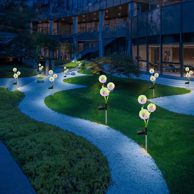 Green Low Voltage Solar Powered Integrated LED Pathway Light Pack
