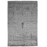 Oriental Area Rug in Light Gray