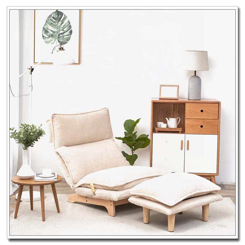 Chaise rembourrée avec repose-pieds, Beige