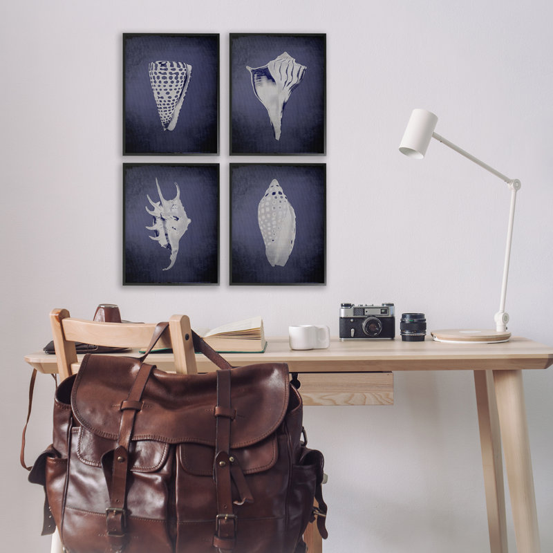  Shells on Indigo Gradient 4 PC, estampe numérique par Graffi * Tee Studios, H 14 po x l 11 po, Giclée encadrée noir minuit
