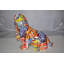 Statue de chien de basset Grovetown Graffiti en résine Taille: 16 po x 8 po x H 13 po