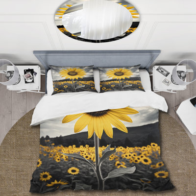Yellow Brown Sunflower Field Emergent Sunflower II - Country Duvet Cover Set - Microfiber Polyester