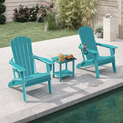 Ensemble 3 pièces de chaises pliantes Hdpe Adirondack avec table d'appoint à 2 niveaux, porte-gobelets et mobilier de jardin en bois poly