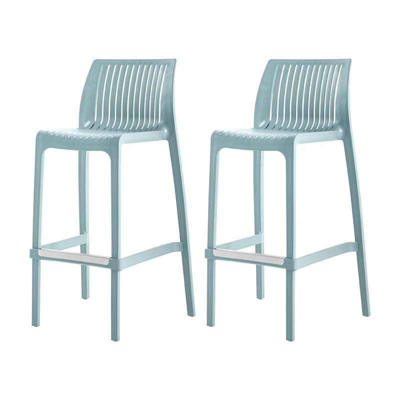 Tabouret d'extérieur à dossier bas Nayma, Bleu, Tabouret de bar (siège d'une hauteur de 40,2 po)