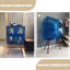 Bleu + acrylique rouge + vitrines en fer-120836334