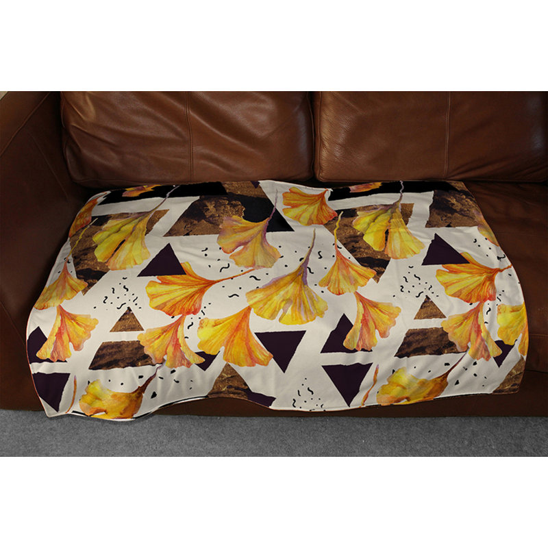 Couverture fleurs et triangles, 65 po x 80 po