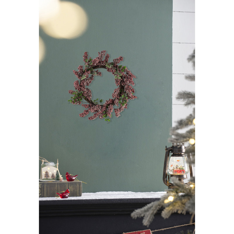 Couronne de baies rouges givrées intemporelles 18 x 18 x 4,5 po