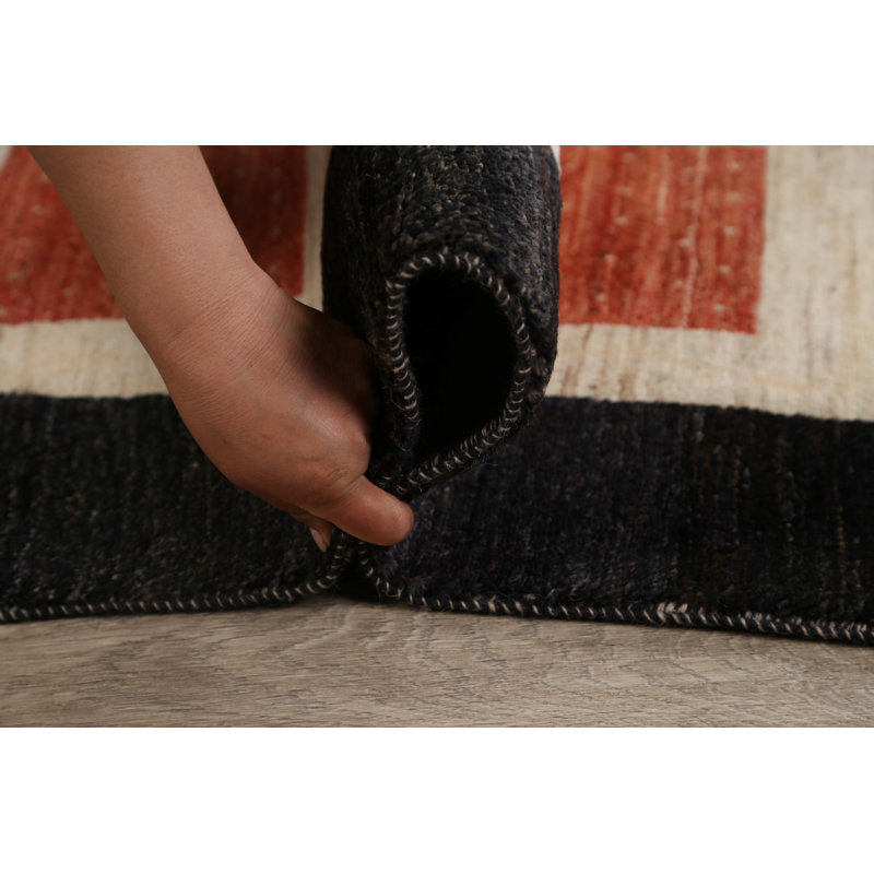 Tapis unique en laine noué à la main Kashkoli nouvel âge de 8 pi x 9 pi 7 po