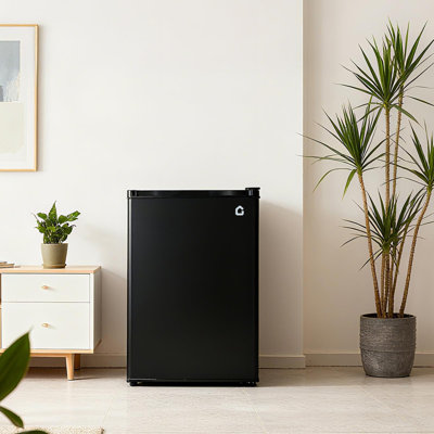 4.5 Cu.Ft Mini Fridge with Freezer – Low Noise, Reversible Door for Bedroom, Office, Dorm