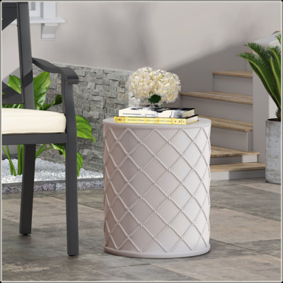 Table d'appoint polyvalente en béton léger avec motif élégant pour tout espace