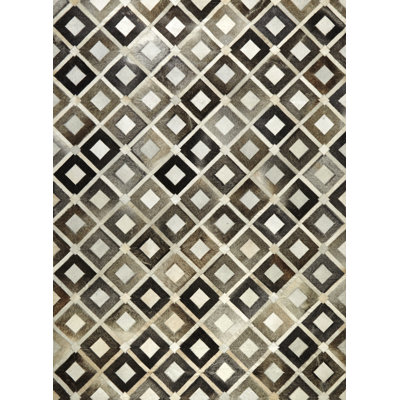 Hollywood Cowhide Geometric Area Rug in Gray/Black