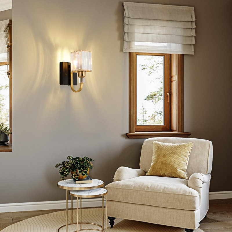 Applique murale moderne à brancher avec détails en cristal, interrupteur marche / arrêt, douille à intensité variable E26 pour meuble-lavabo, chambre à coucher et miroir