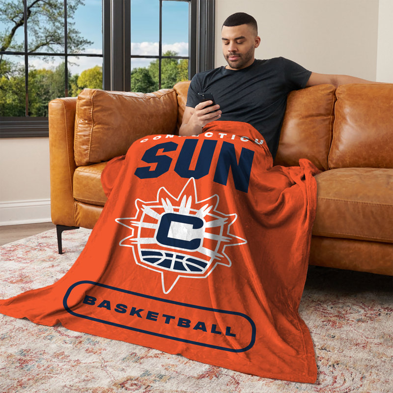 Jeté WNBA High Block, Connecticut Sun