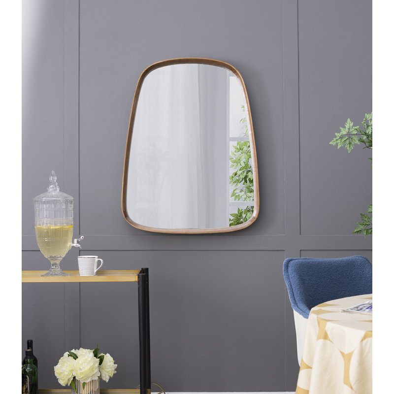 Miroir mural 27 po x 37 po avec cadre en bois Irrgeular