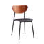  Chaise noire en similicuir-49292784