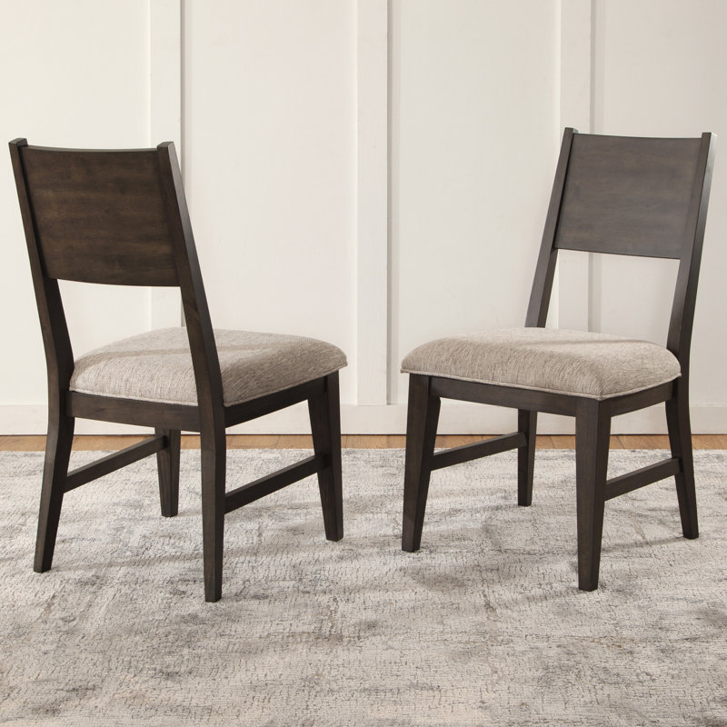 Chaise en bois massif Norvell