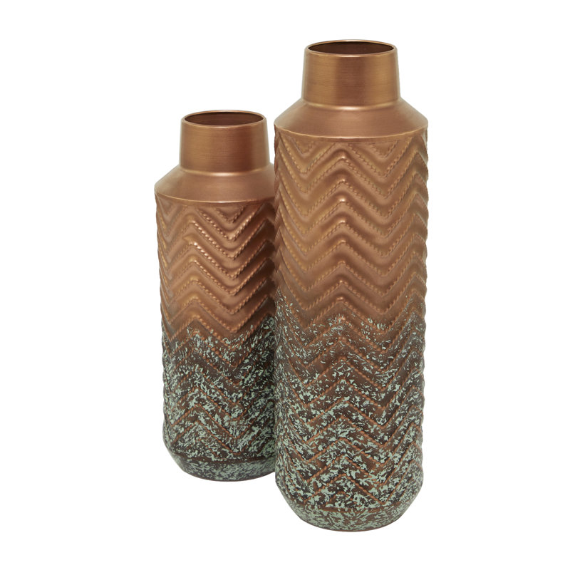 Vase extérieur à chevrons en métal Cole and Grey