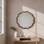 Élégant miroir ondulé pour divers espaces domestiques-521011972-521011973