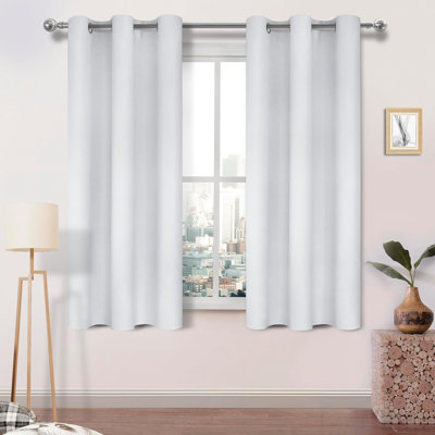 2 Thick Panels Room Darkening 85% Blackout Curtains, Thermal Insulated Block Out Light Grommet Top Drapes