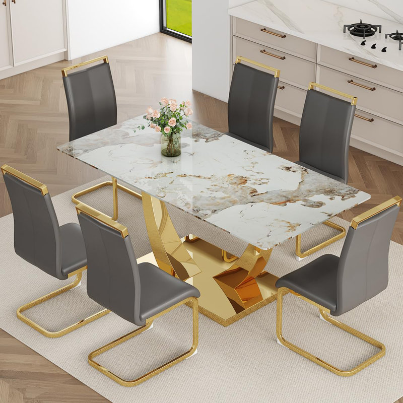 Ensemble de table de salle à manger moderne 71 po, plateau en verre trempé avec base en métal doré, chaises en cuir PU, ensemble de salle à manger de luxe
