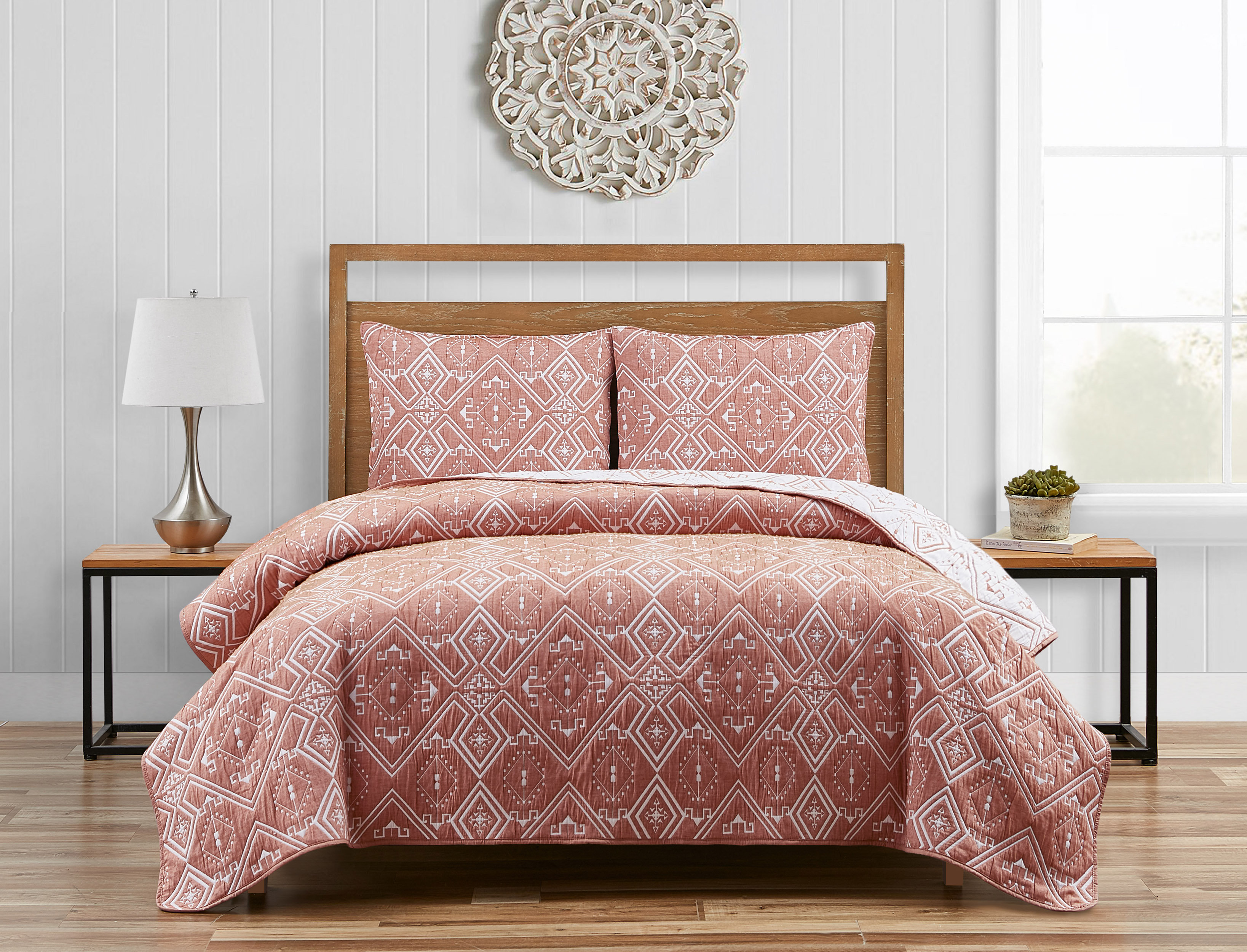 https://assets.wfcdn.com/im/30276137/compr-r85/2338/233895746/santa-fe-tribal-apricot-soft-matelasse-jacquard-quilt-set.jpg