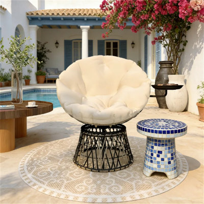 Fauteuil d'appoint pivotant à 360° en résine tressée Papaya PE avec tablette latérale, fauteuil de jardin rond avec coussin rembourré pour l'intérieur et l'extérieur