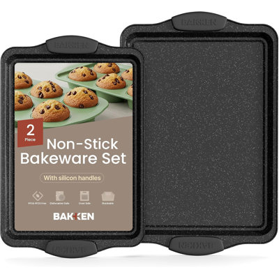 Bakken 2-piece Cookie Sheet Set, Medium & Large Nonstick Carbon Steel Baking Pans With Gray Silicone Handles, Oven Safe 450°f