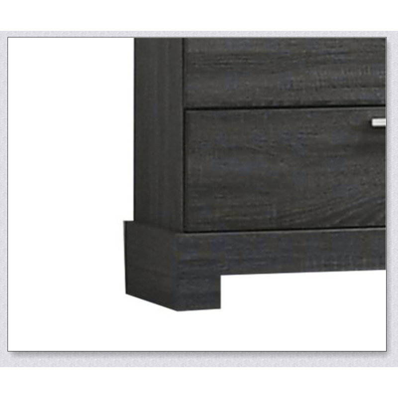 Commode au fini chêne gris Lantha avec cinq tiroirs spacieux, fabrication durable et design contemporain pour des solutions de rangement modernes.