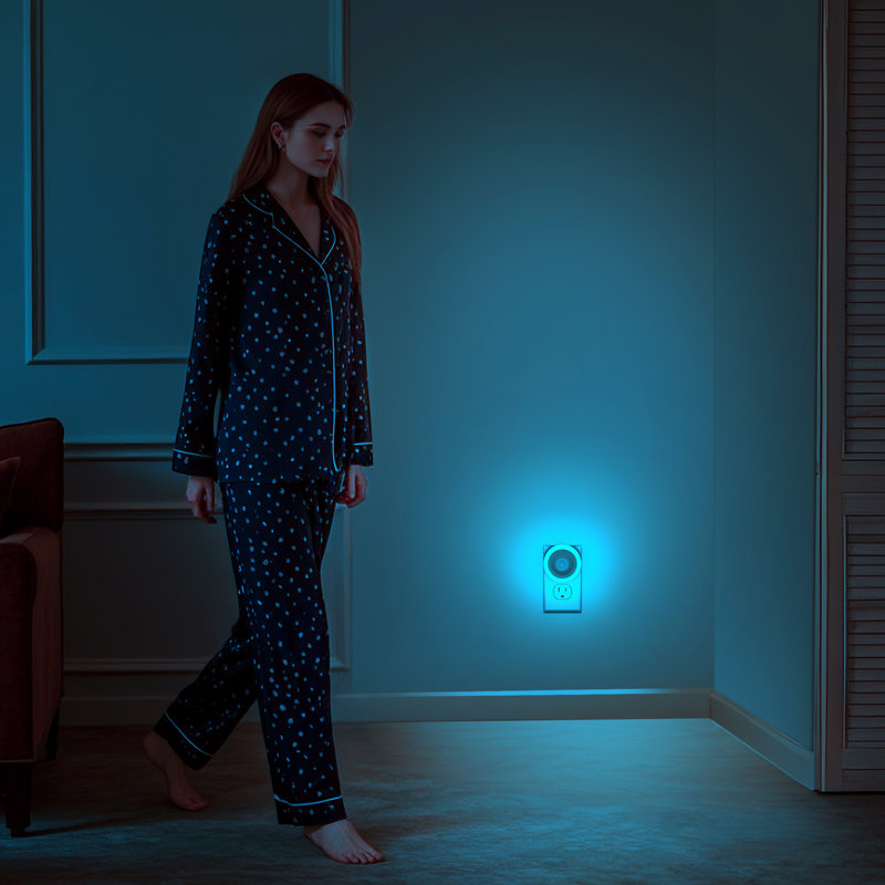 2 lumières blanches nuit bleu azur avec capteur de mouvement
