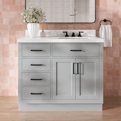 Meuble-lavabo simple en bois massif 42 po Tidworth avec plateau en quartz Carrara de 1,5 po