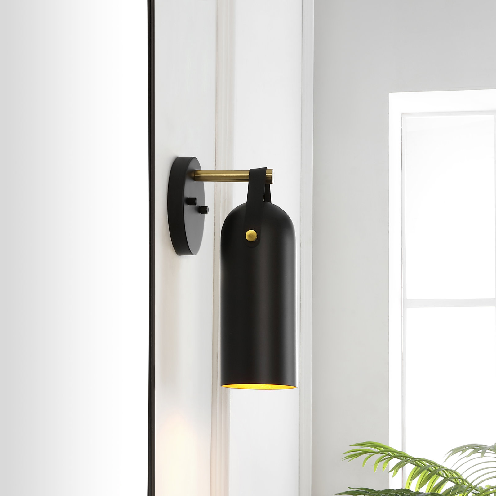 Caniah Single Light Iron Dimmable Armed Sconce, Black