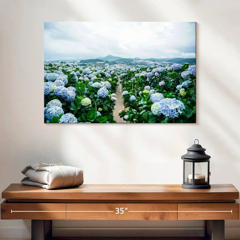 Alvord Hydrangea Farm, 16'' H x 24'' W